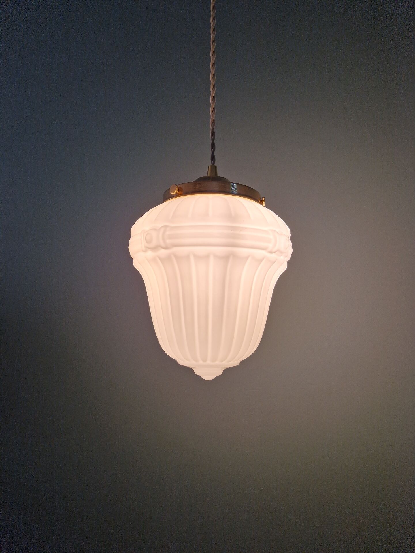 Art Deco suspension in pressed white glass, 1920s-30s.