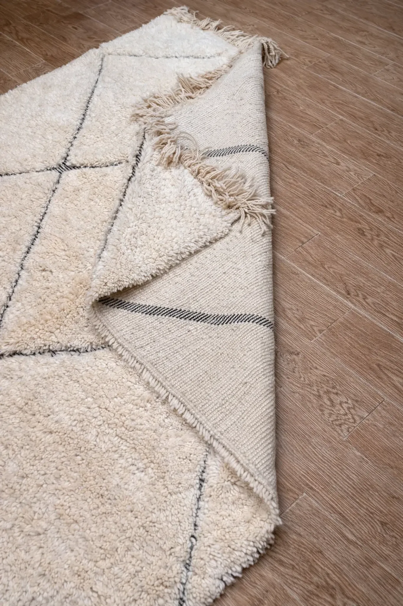 Tapis berbère épais en laine – Diamant