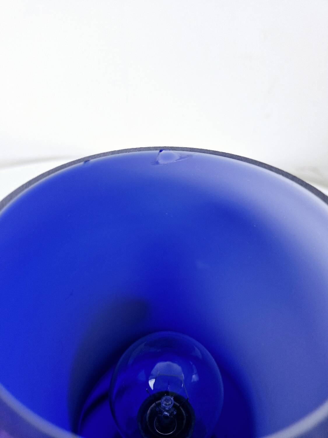 Lampe de table vintage 90's ikea design kvintant verre bleu
