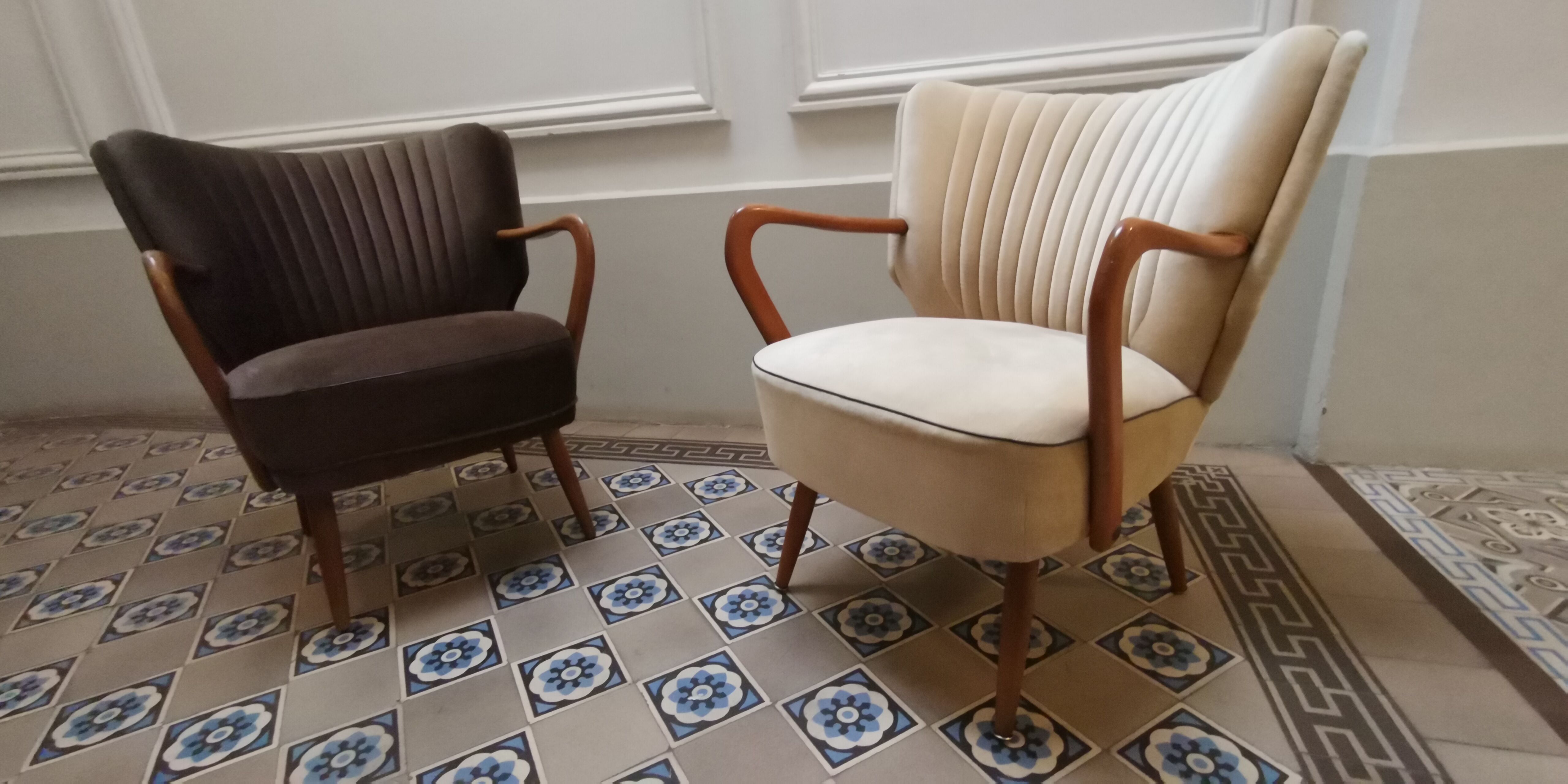 Vintage armchair 50s 60 velvet beige champagne