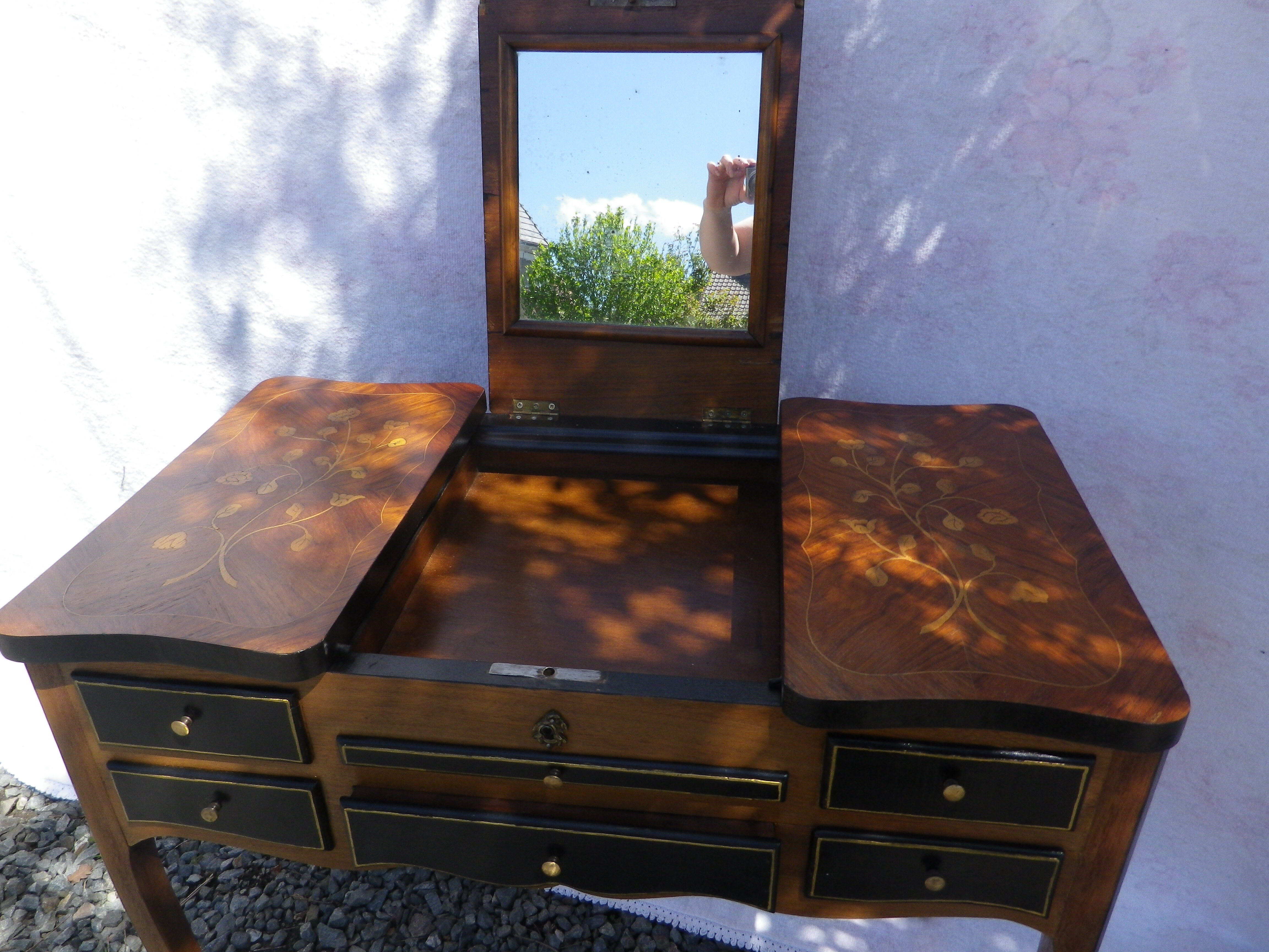 inlaid dressing table louis VI style
