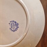 Assiette ancienne Sarreguemines en terre de fer