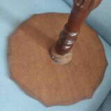 Pedestal table