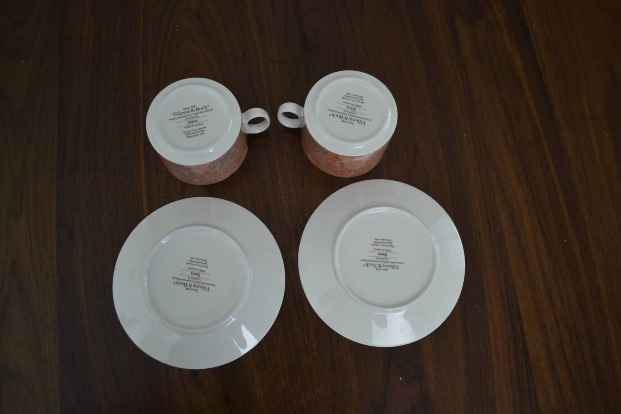 Set of 2 cups and saucers Villeroy and Boch, siena model.