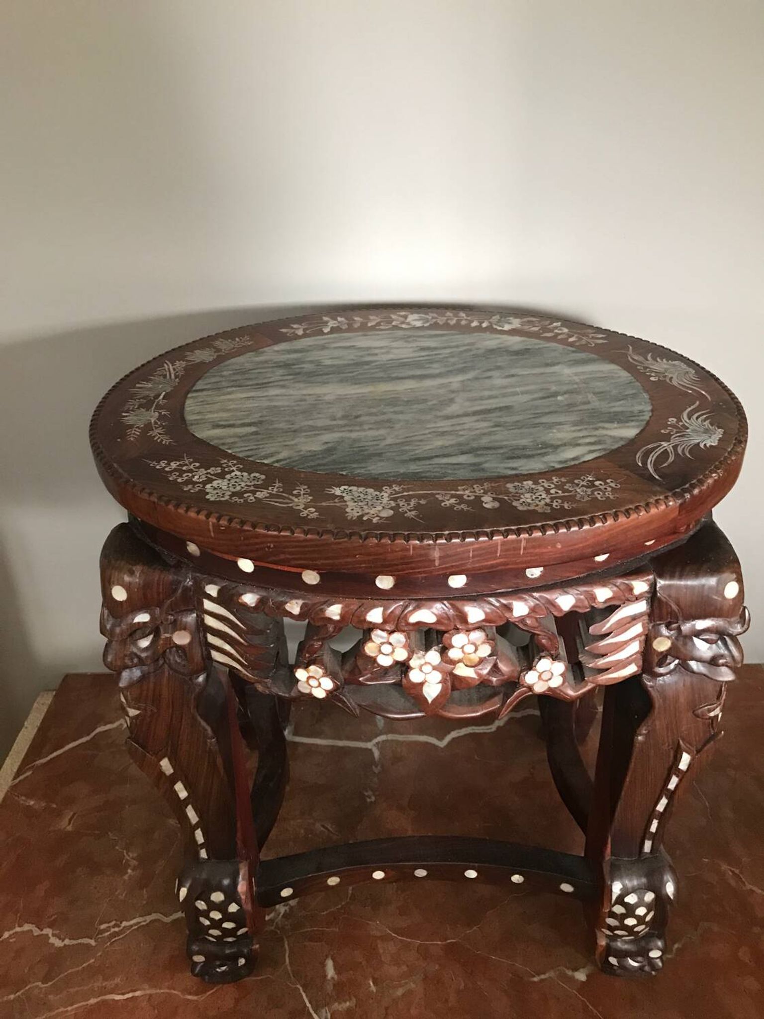 Mother-of-pearl china side table