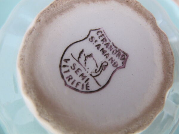 Ensemble de 4 tasses vintage de Saint Amand.