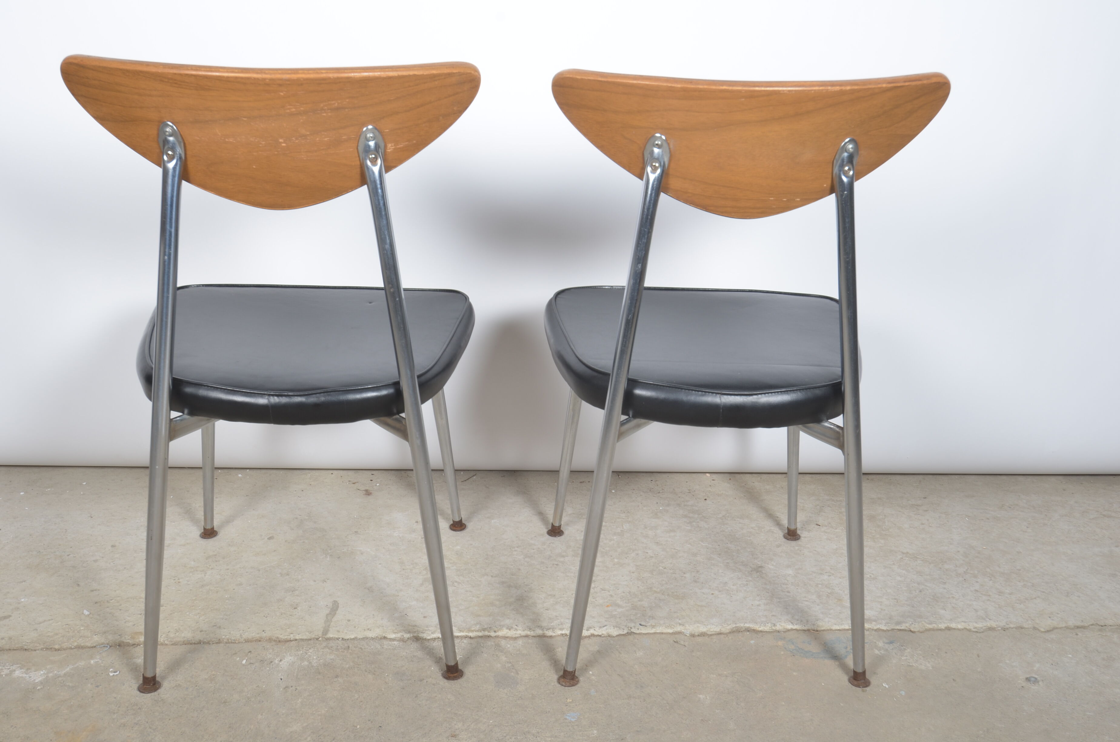 Pair of craft Quebec style chairs