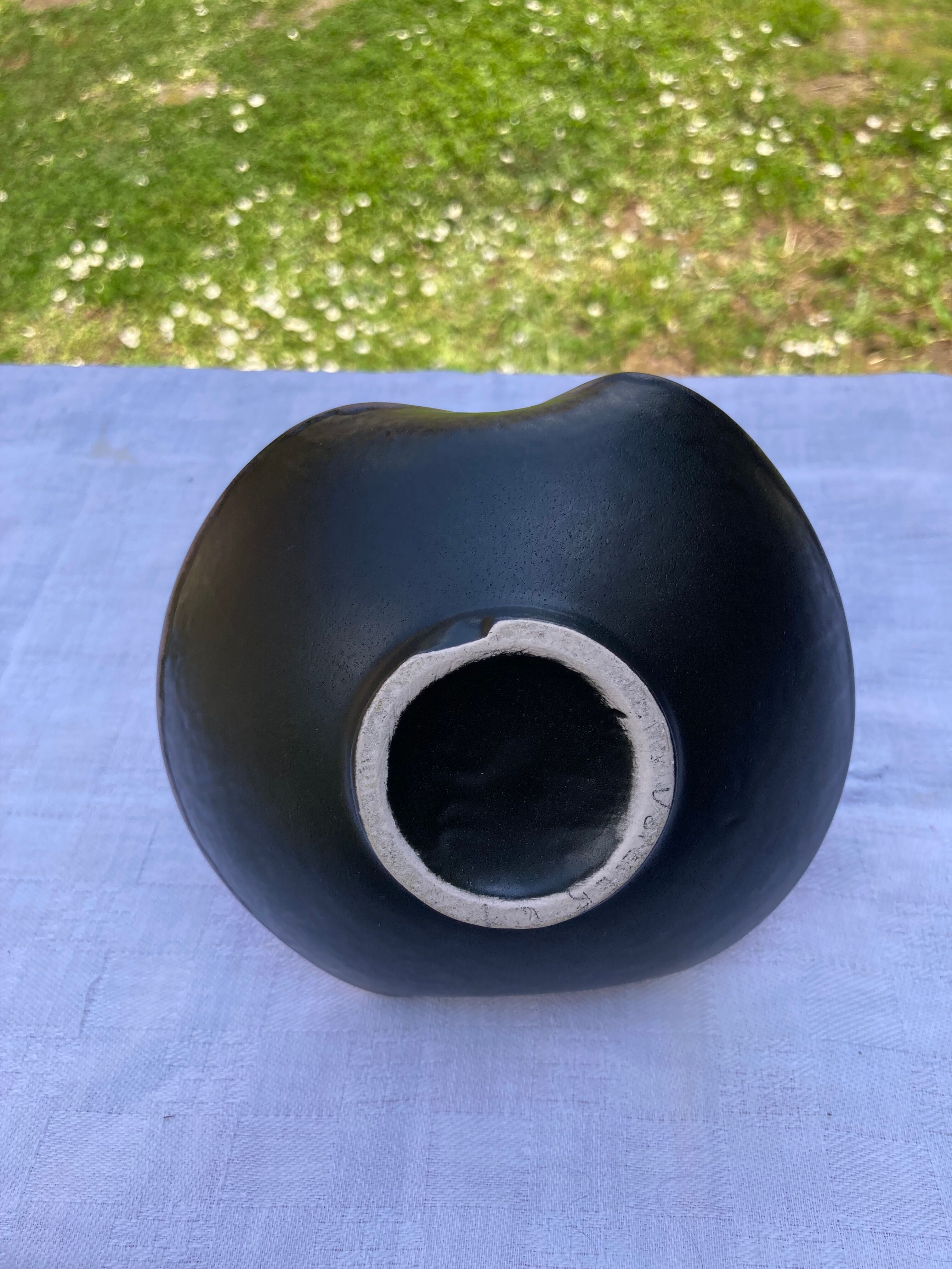 Ceramic trinket bowl