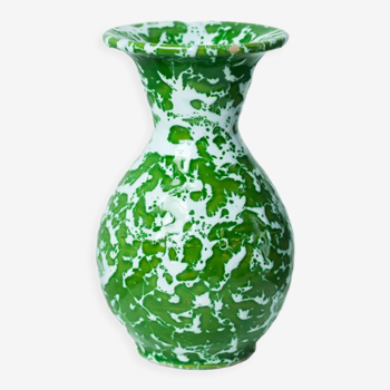 Vase vert et blanc