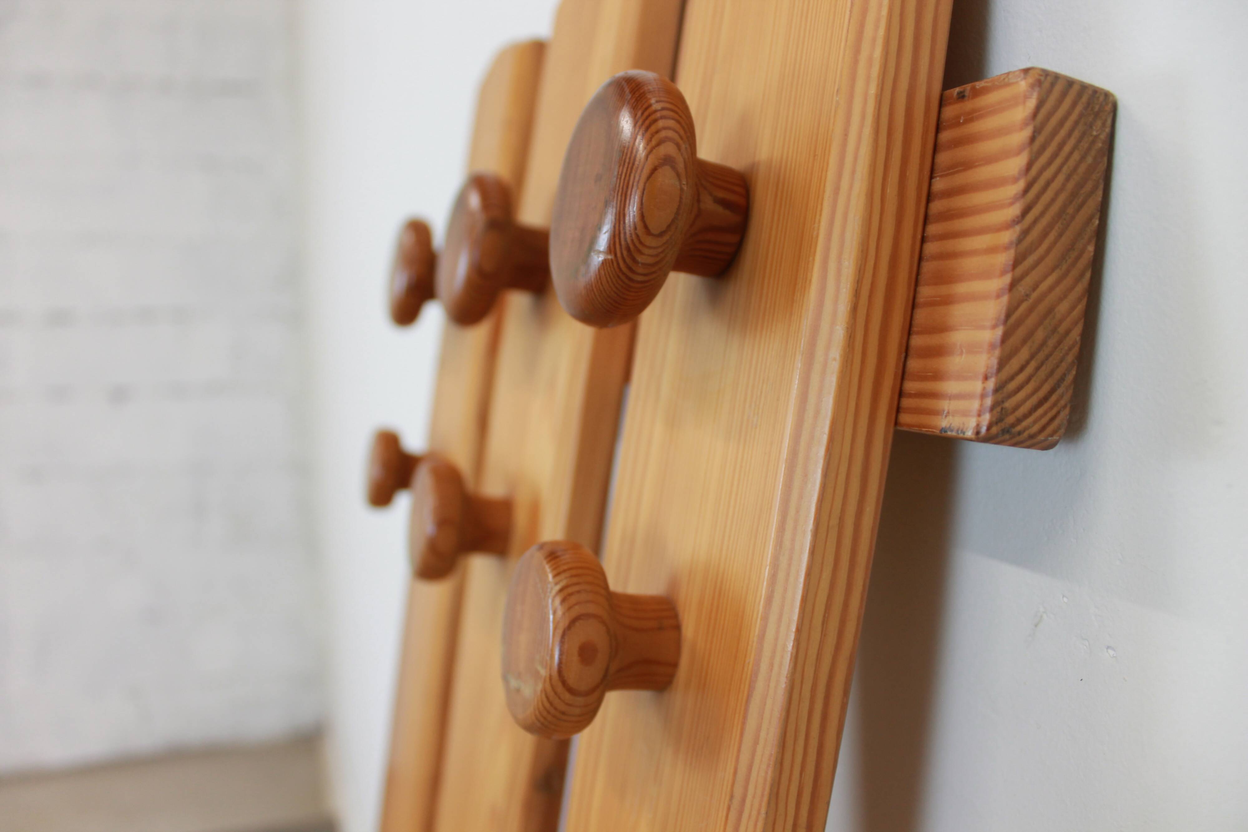 Pine wall coat rack