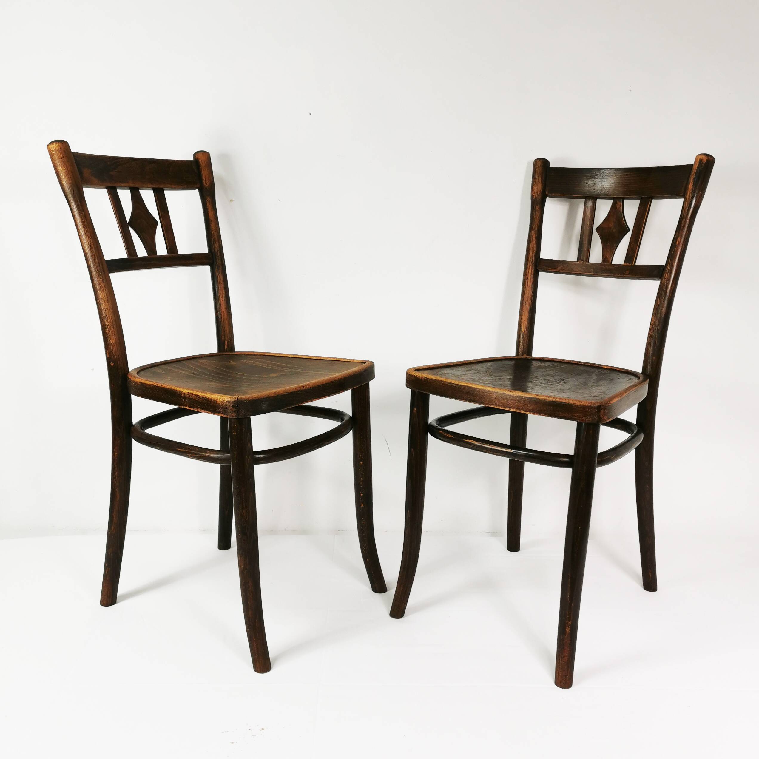 Pair of wooden Art Deco chairs, Thonet, Germany, 1930s.