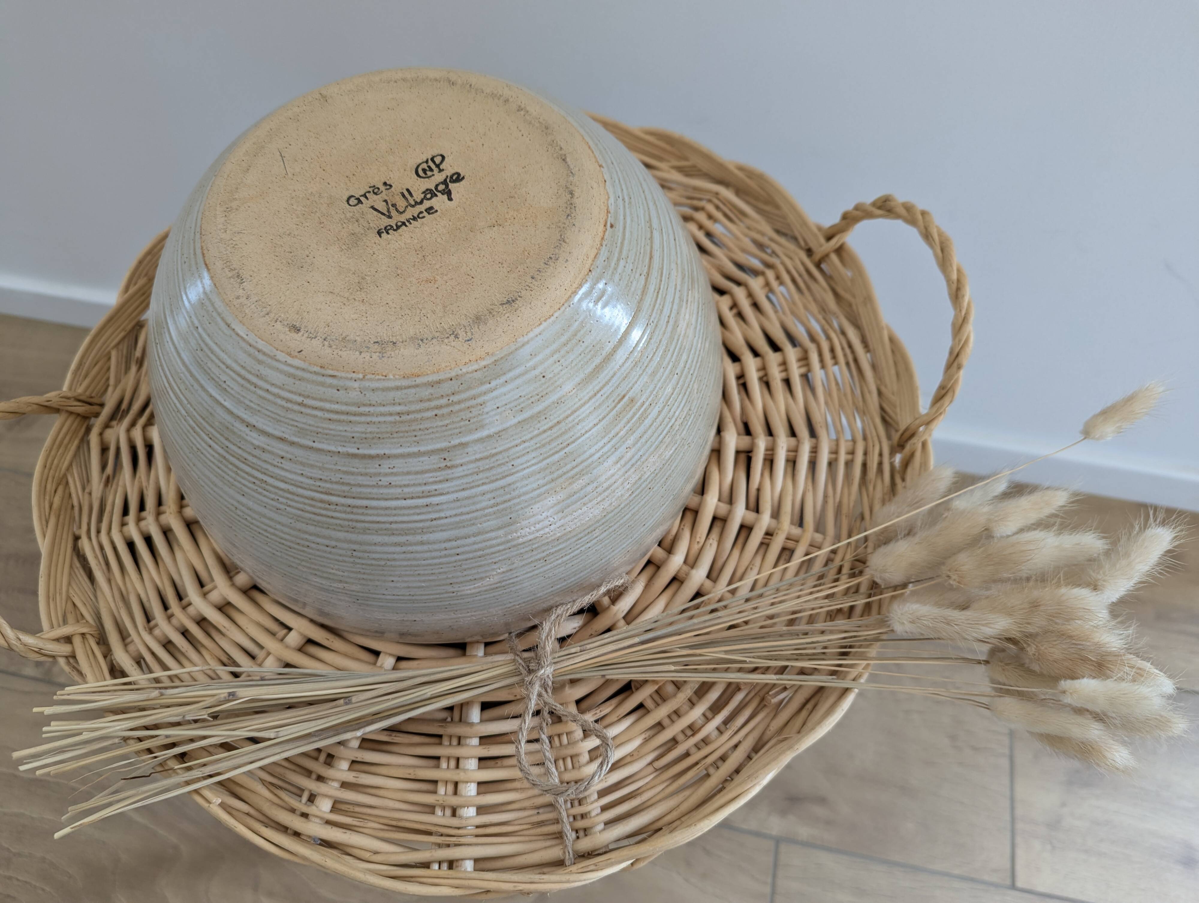 Large vintage stoneware salad bowl