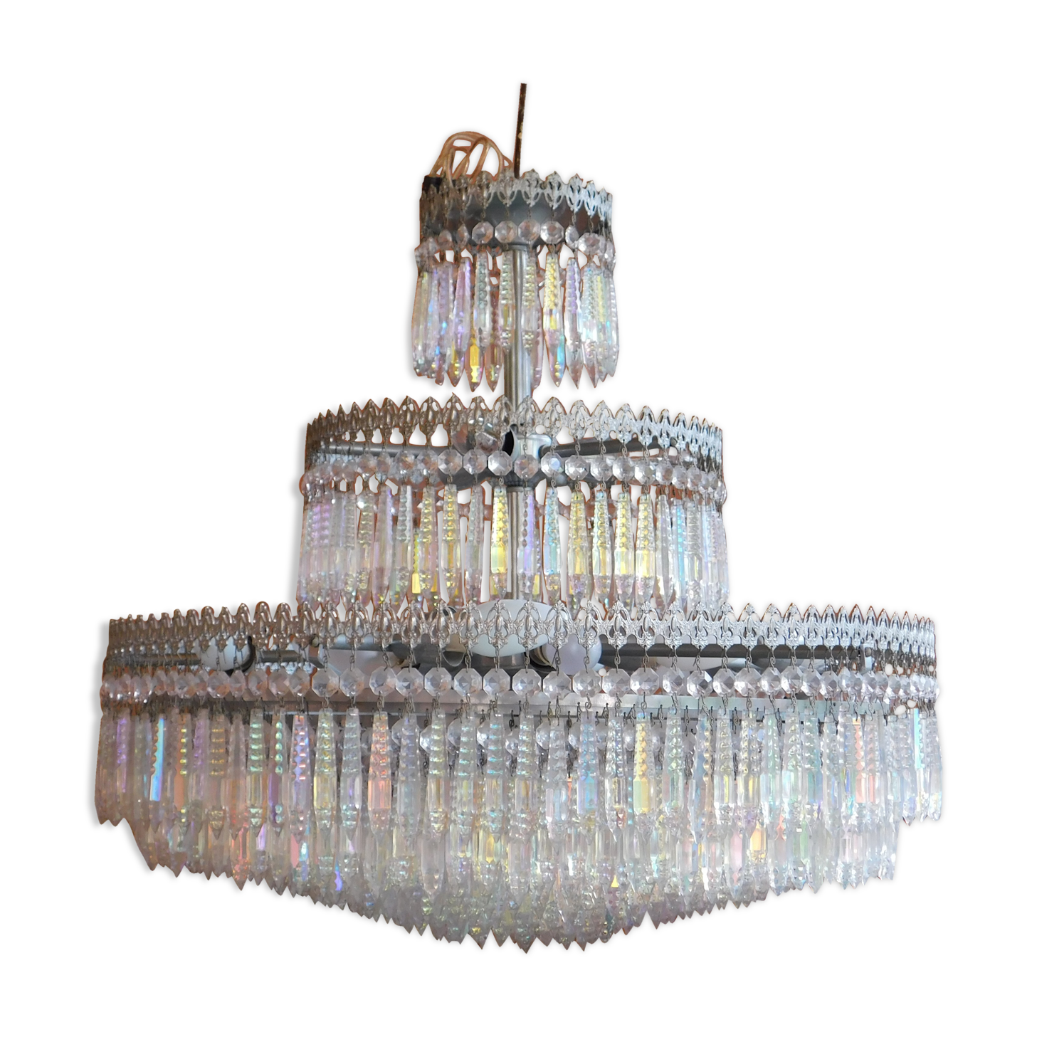 Stamps 13 fires chandelier