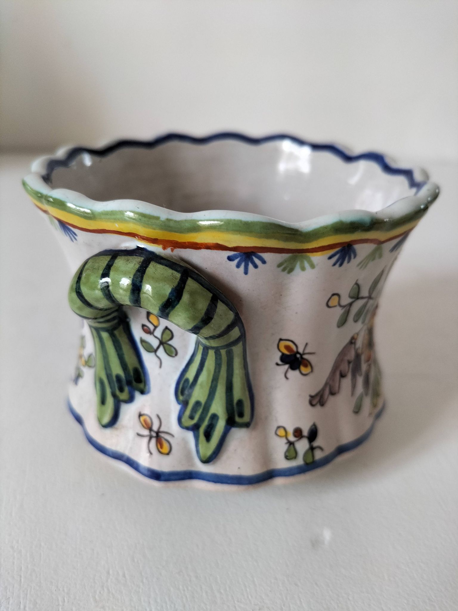 Petit cache-pot en faïence polychrome – Fourmaintraux-Courquin Desvres