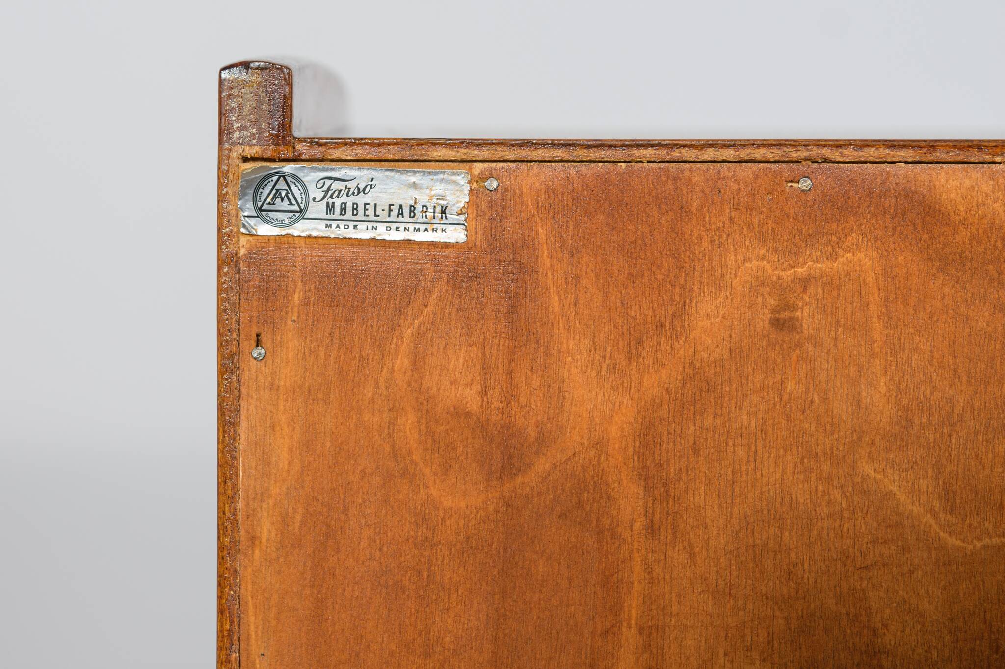 Buffet haut en teck de style moderne du milieu du siècle, fabriqué par Farso Mobelfabrik, Danemark.