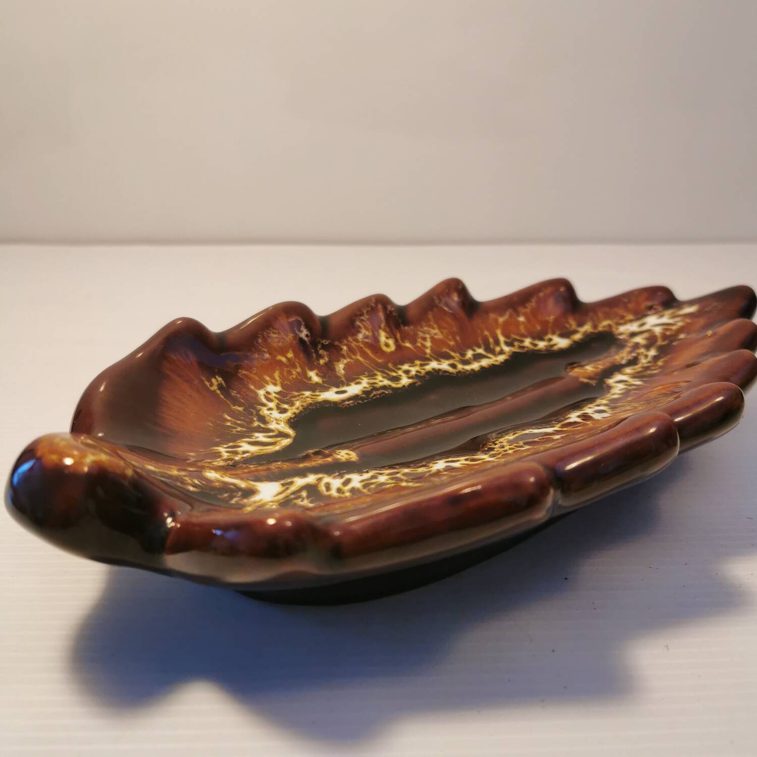 Vallauris, flat / leaf shape pocket