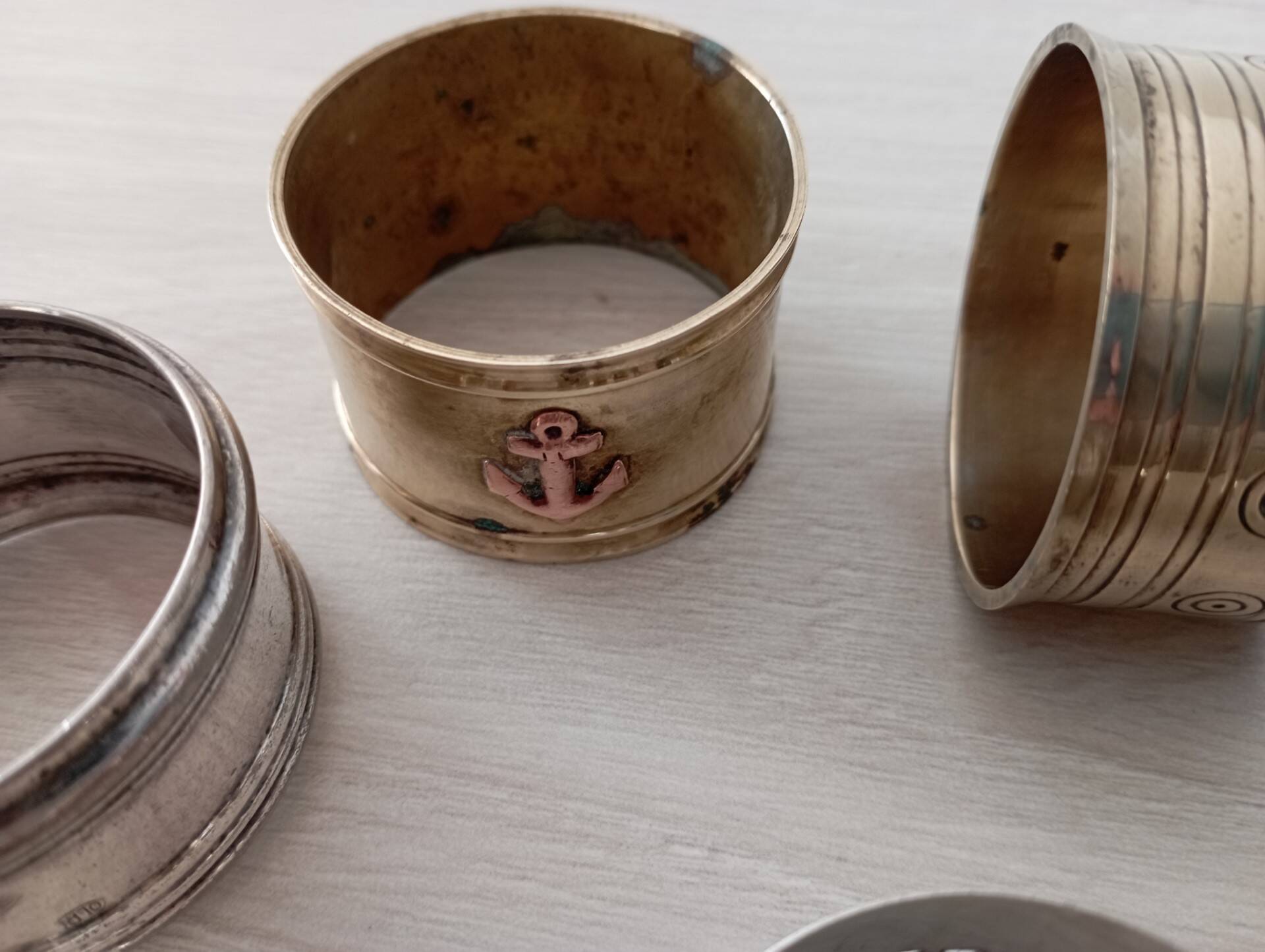 Set of 6 old napkin rings