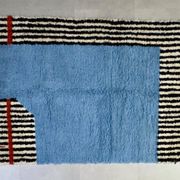 Traditional hand-woven Berber rug, size 150 x 250 cm