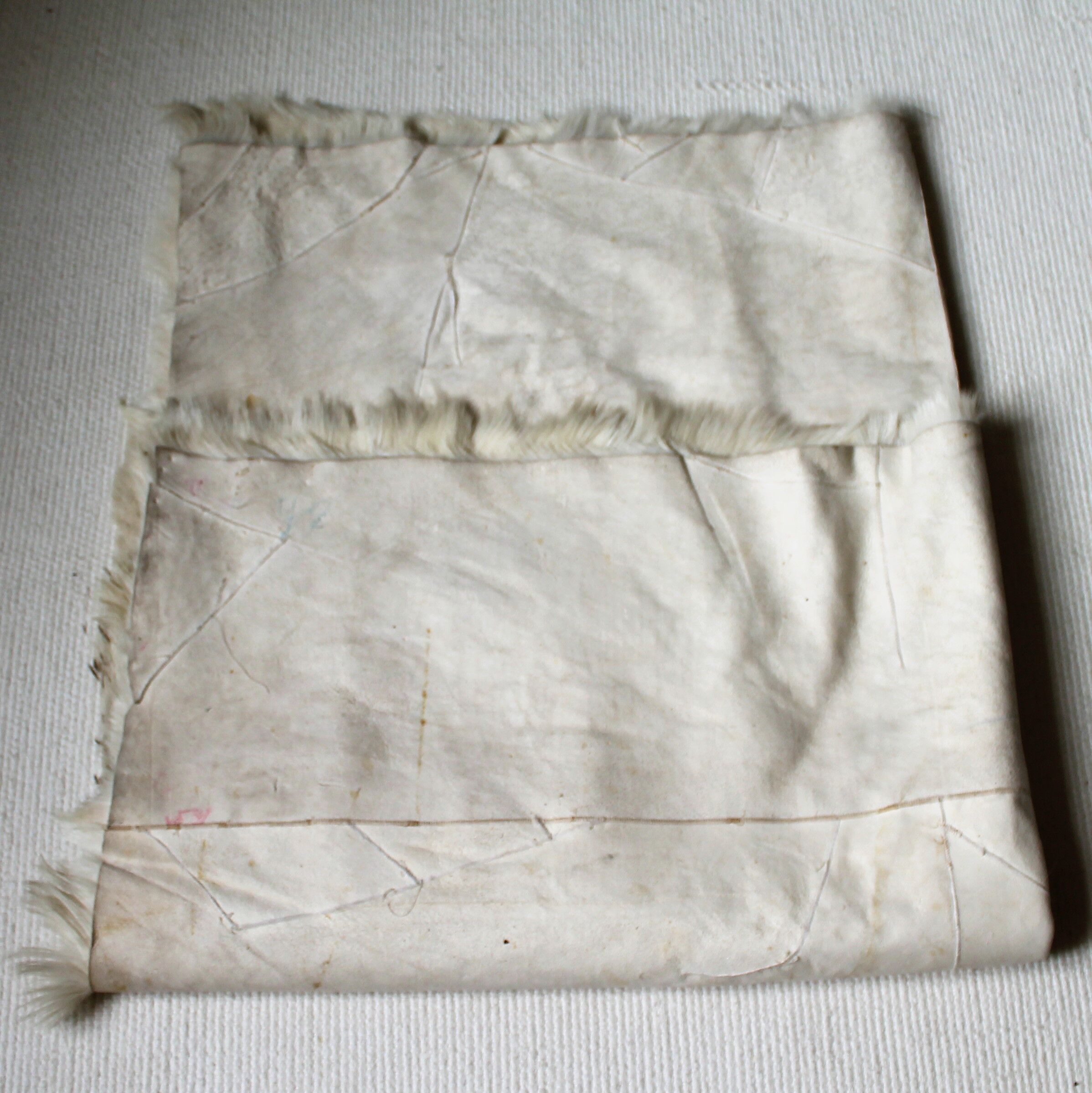 Vintage white goat skin 132 X 120 cm