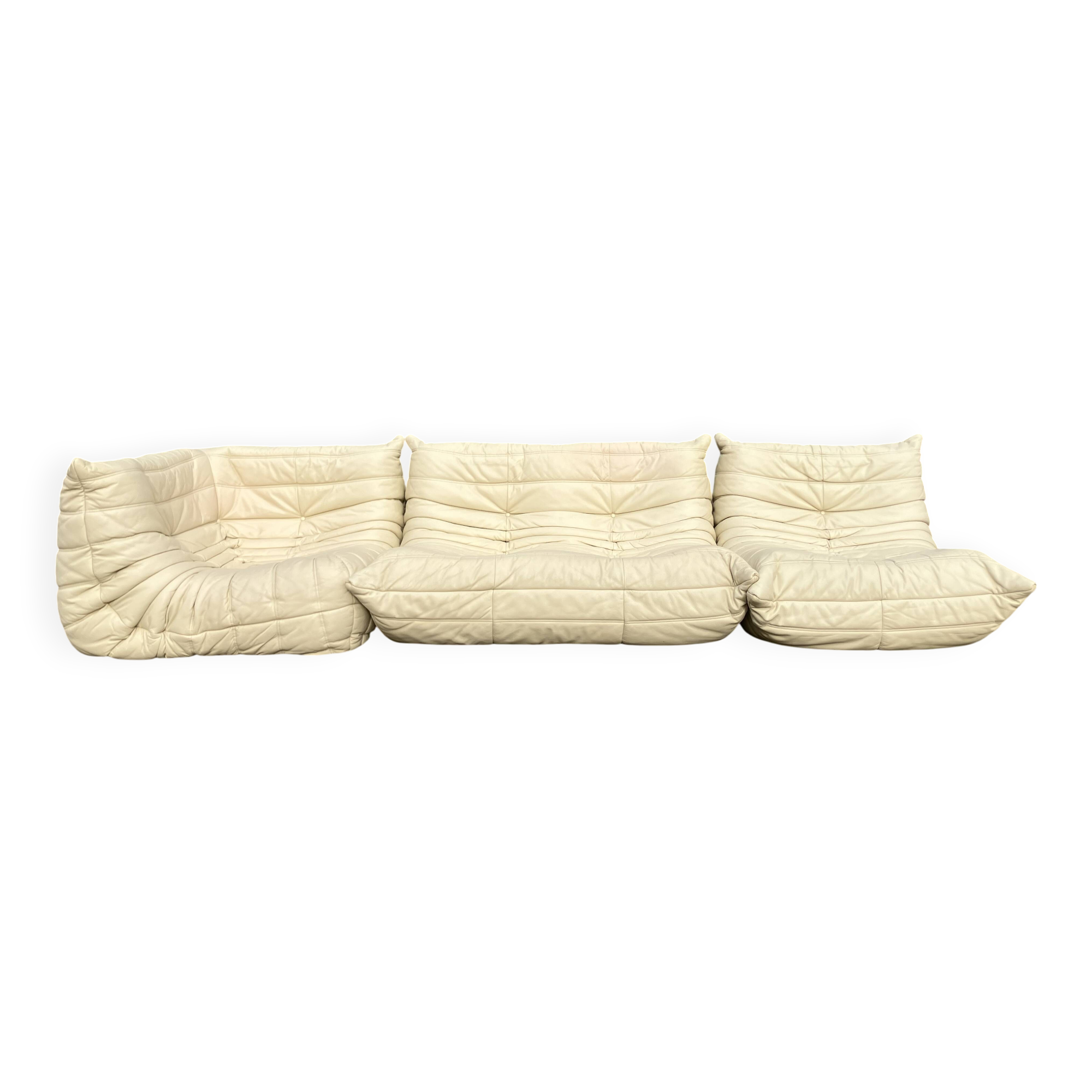 100% authentic Ligne Roset Togo 1.2z & hoek in Beige leather