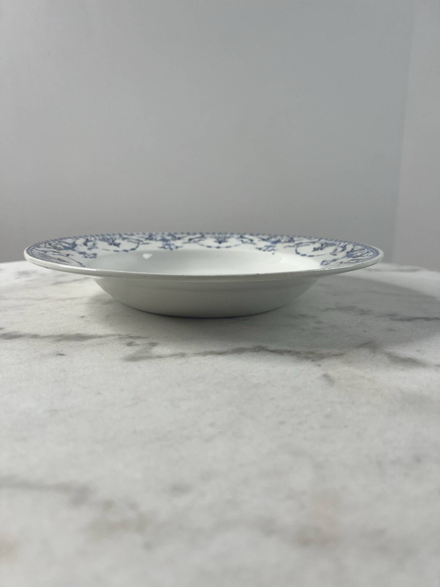 Iron earth hollow plate Lunéville KG Collection Moustiers