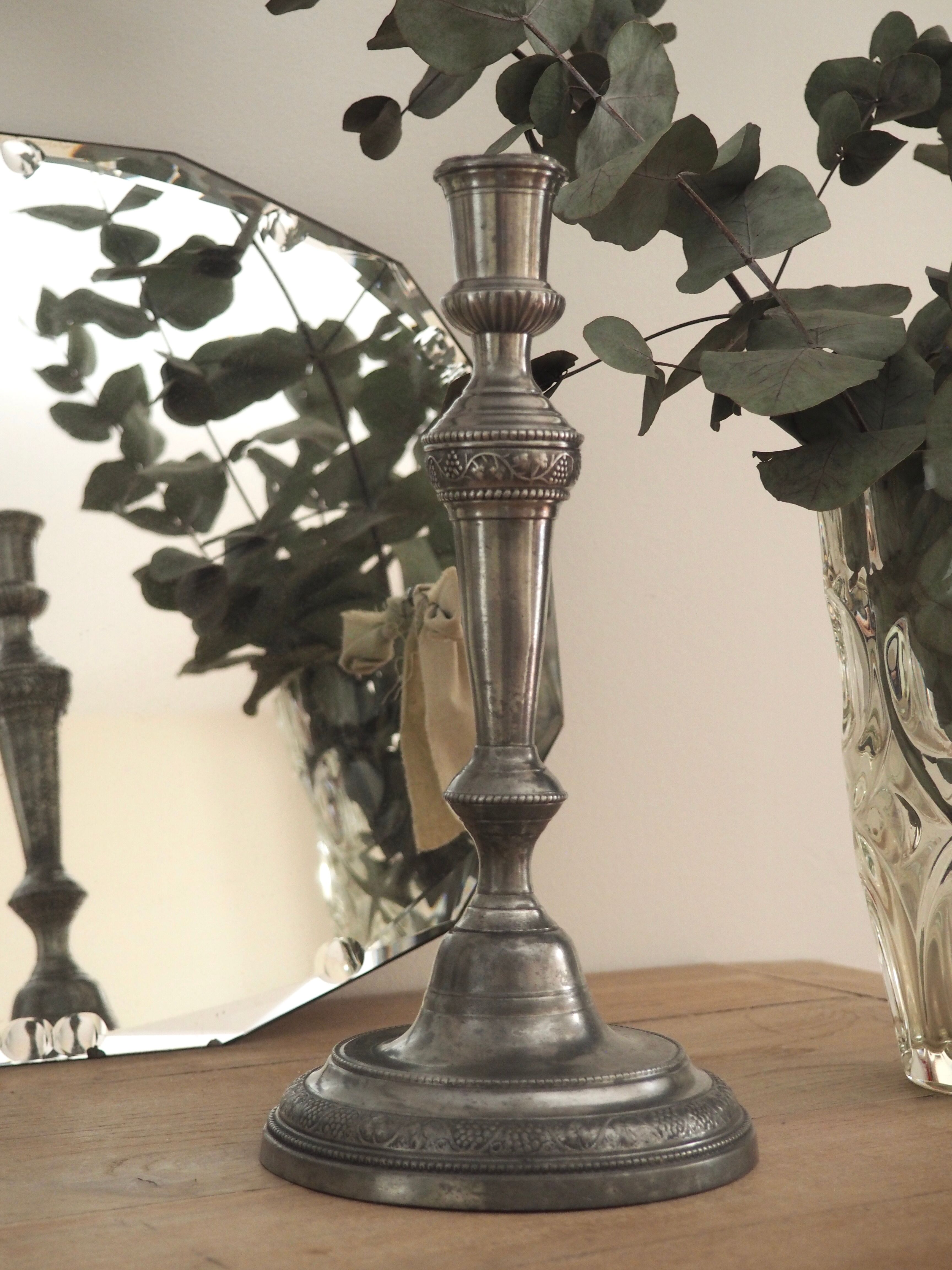 Pair of candlesticks