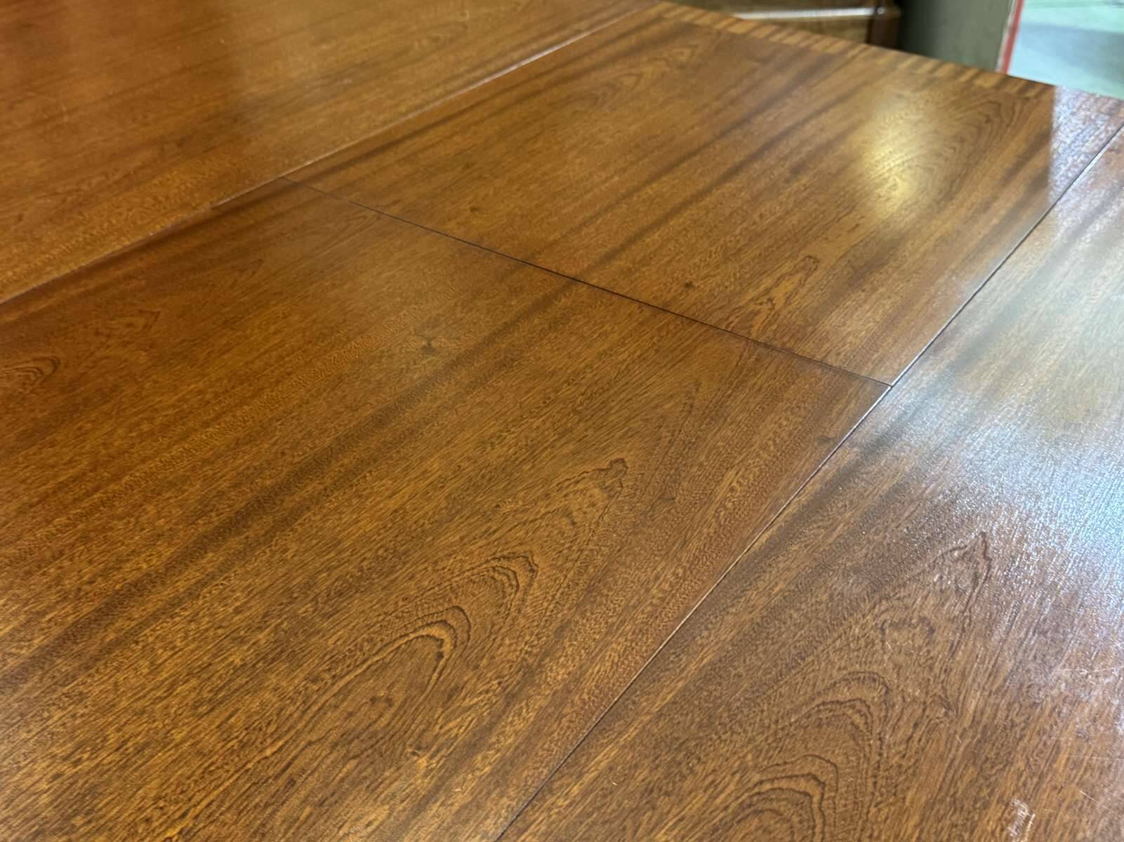 Oval GPlan table in mahogany from the 1970s with a butterfly extension.
