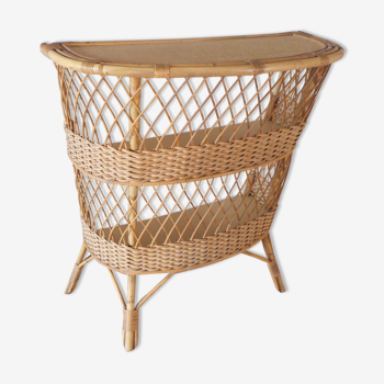 Rattan bar