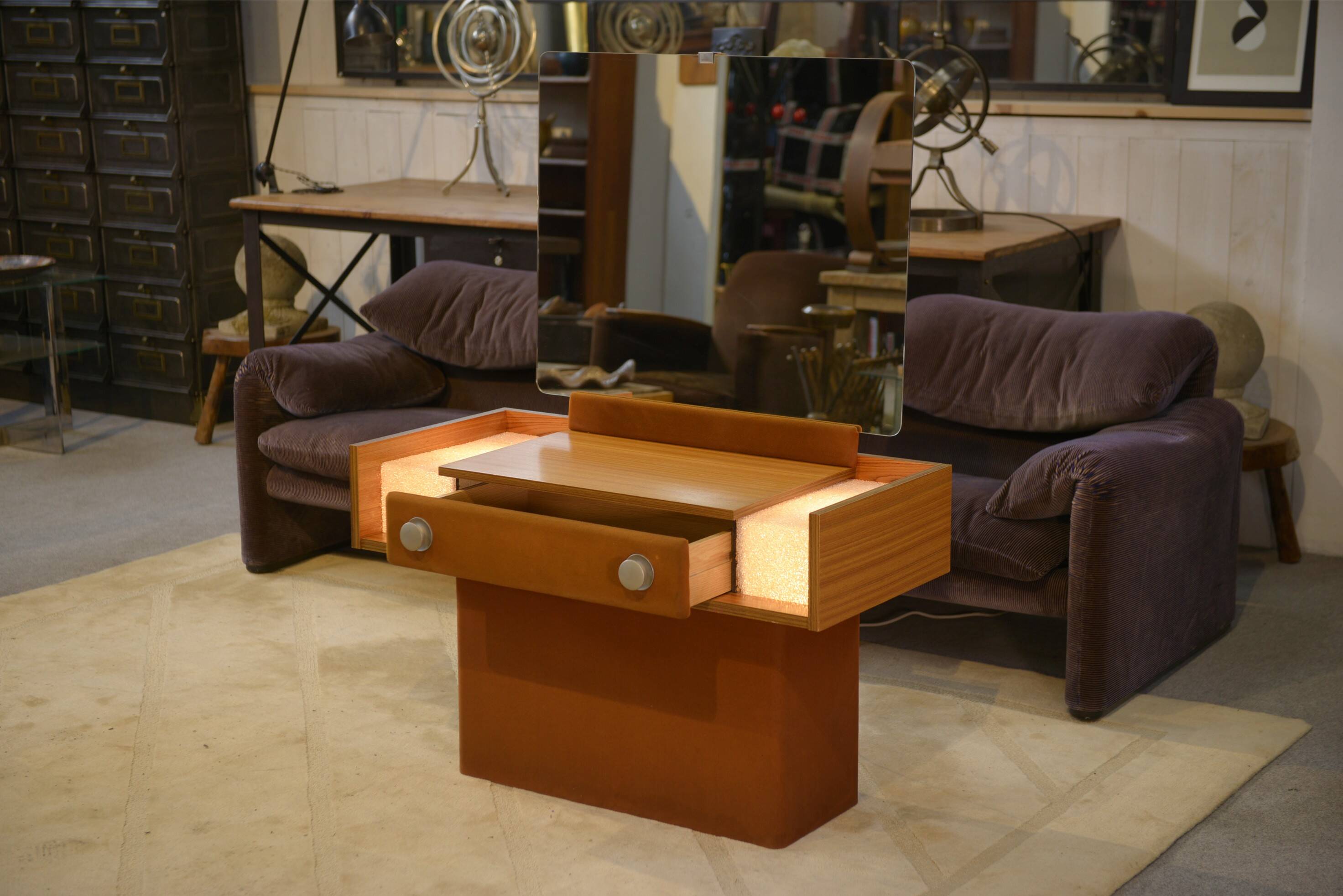 Coiffeuse lumineuse 1980