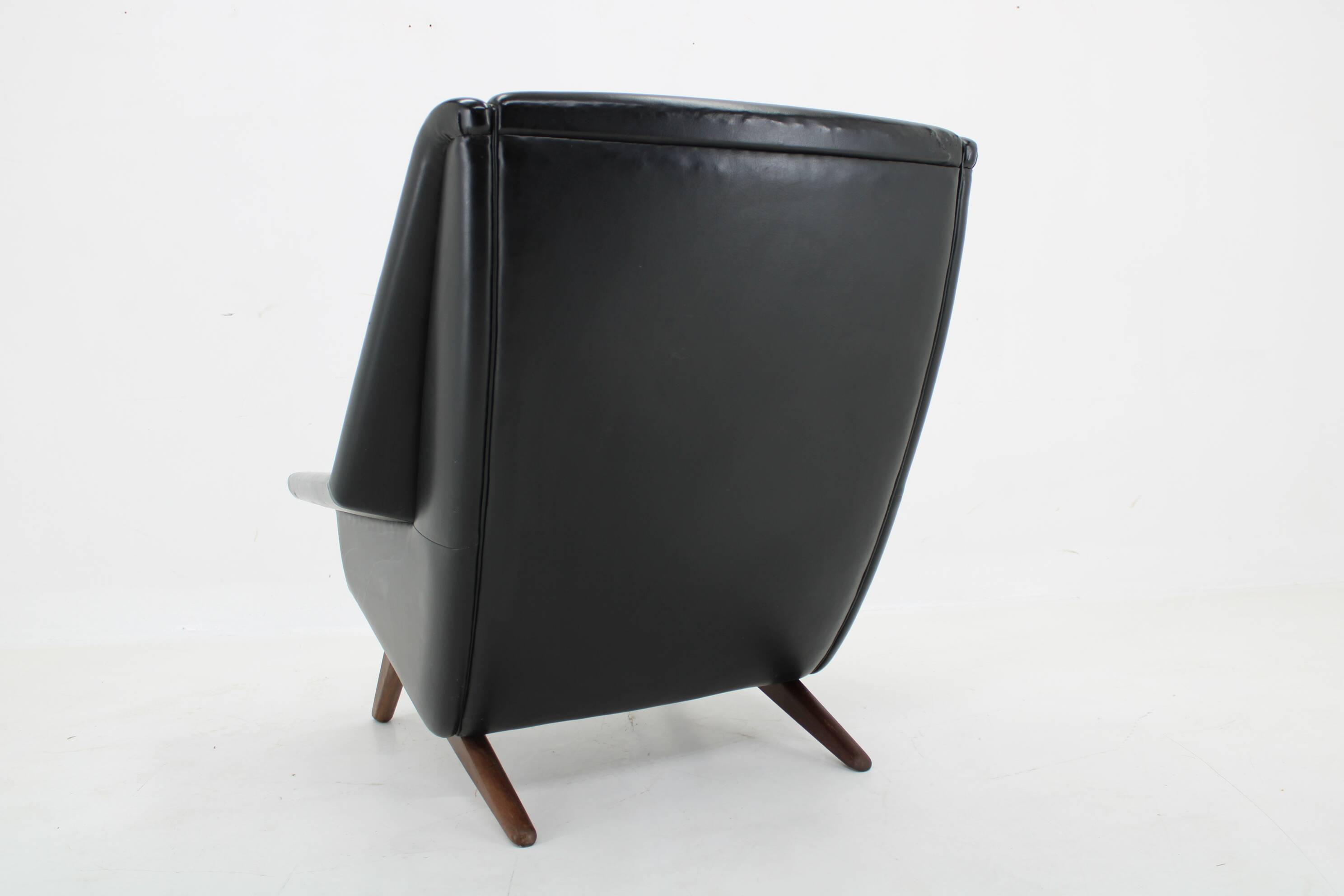 1970s Folke Ohlsson Armchair 4410 in Leatherette, Denmark