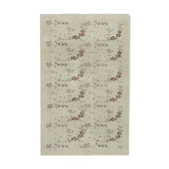 Tapis beige oriental fait à la main 167 cm x 261 cm