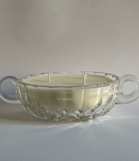 Candle 3 wicks empty pocket in chiseled glass, Scent By the Fire