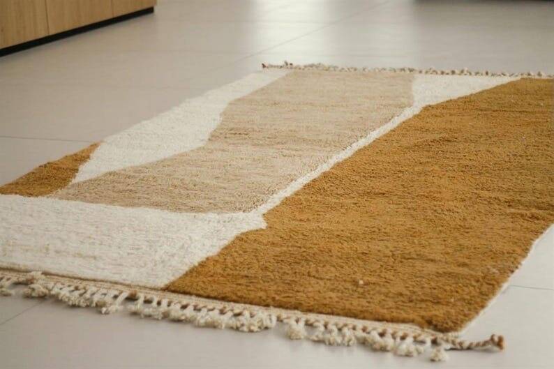 Traditional handmade pure wool beni ourain rug, size 2/3 m.