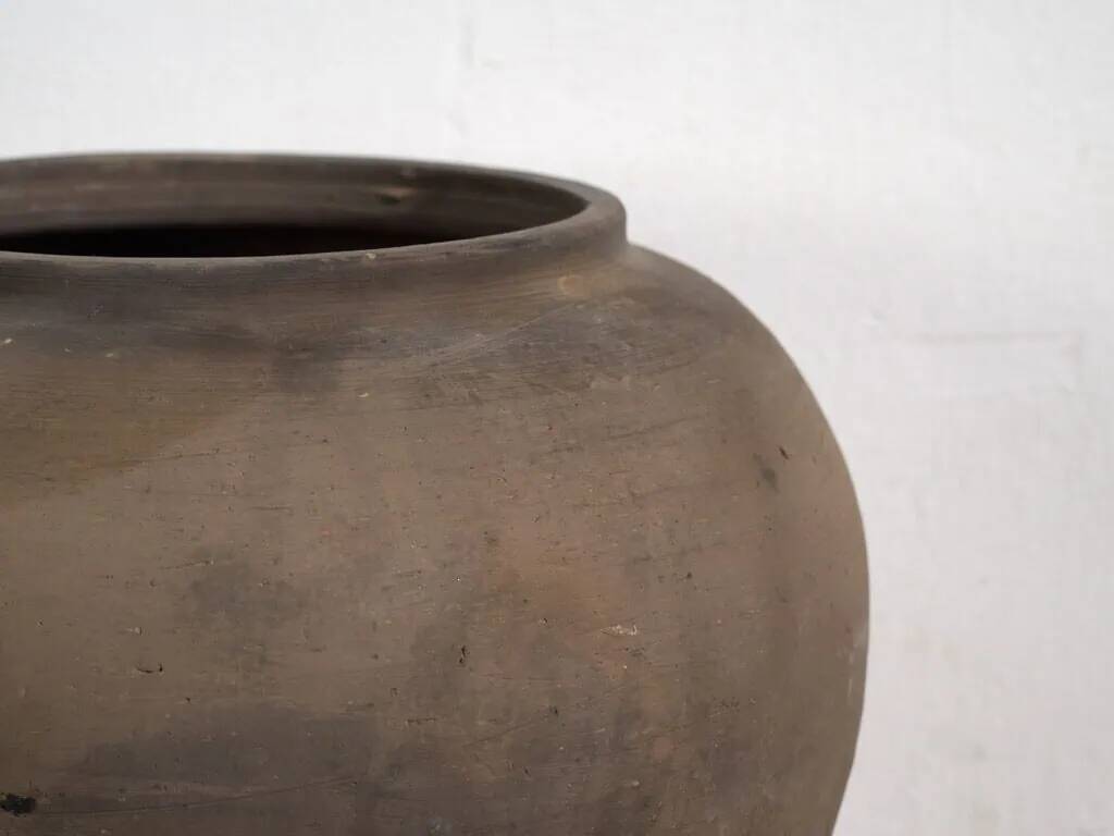 Round antique vase (c.1900) #14