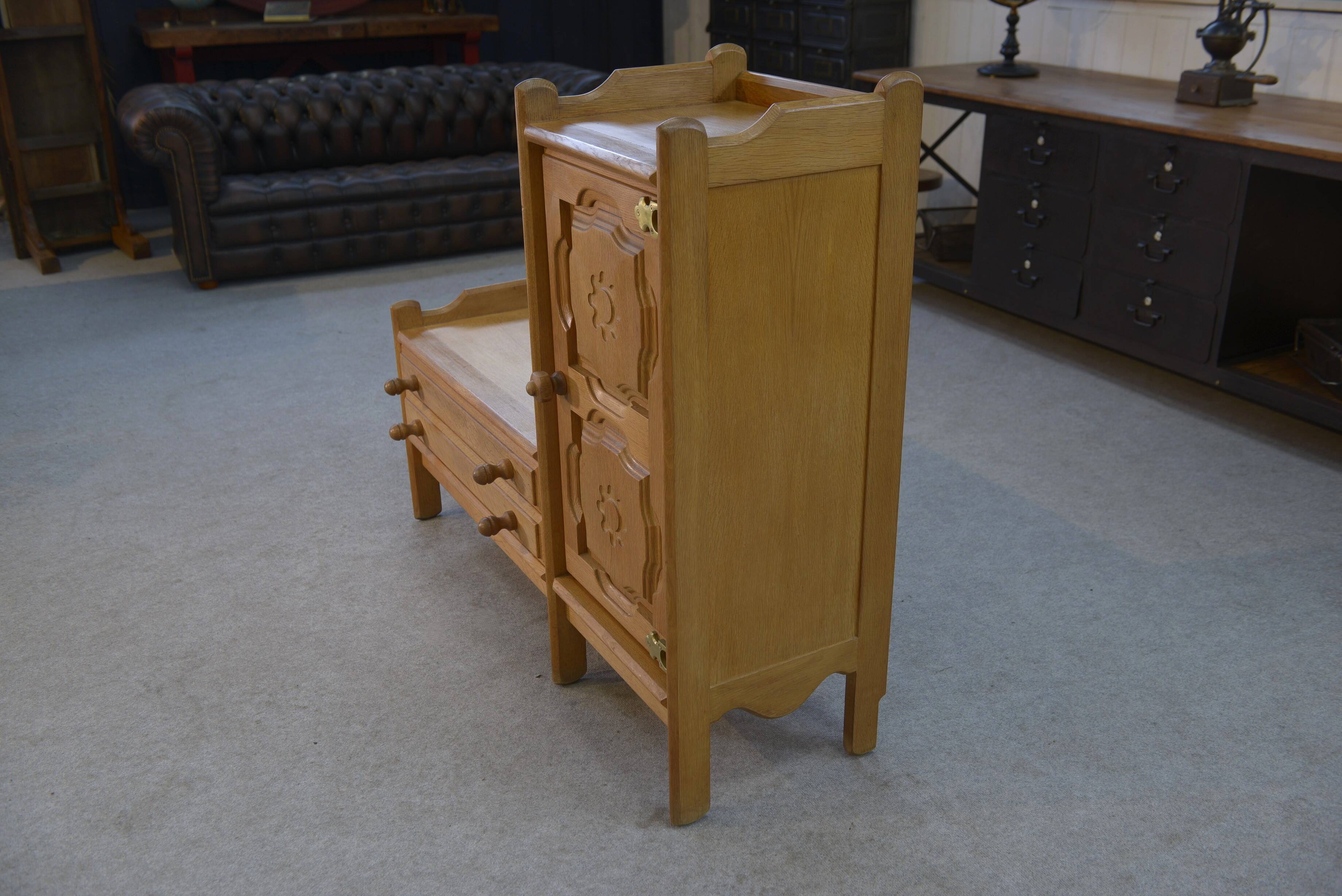 Oak entrance cabinet by Guillerme and Chambron 1960