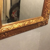 Miroir en cadre doré