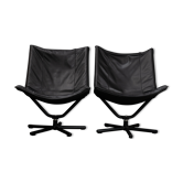 Pair of armchairs in black leather 1980