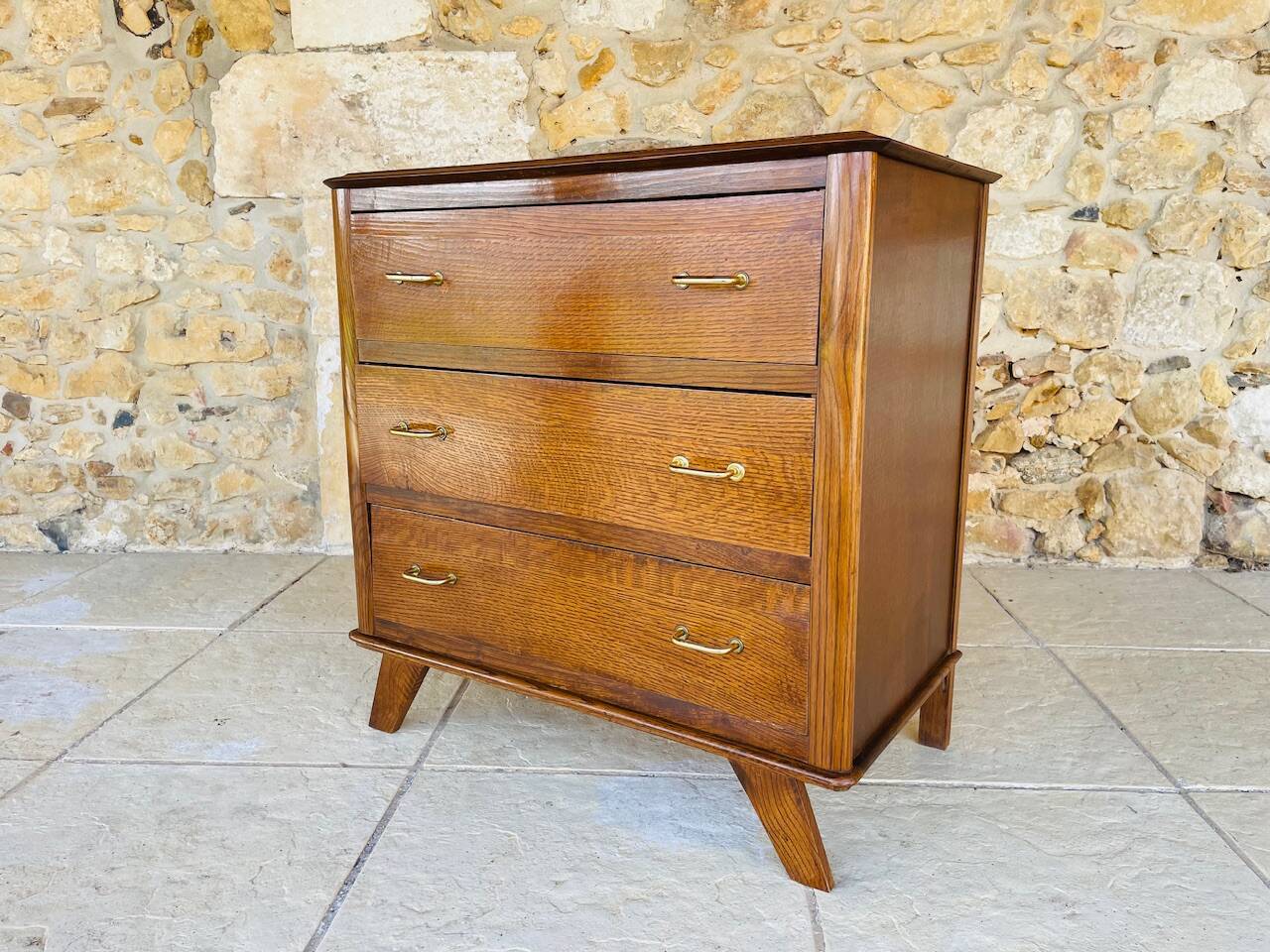 Commode vintage en noyer, pieds compas , circa 1950s