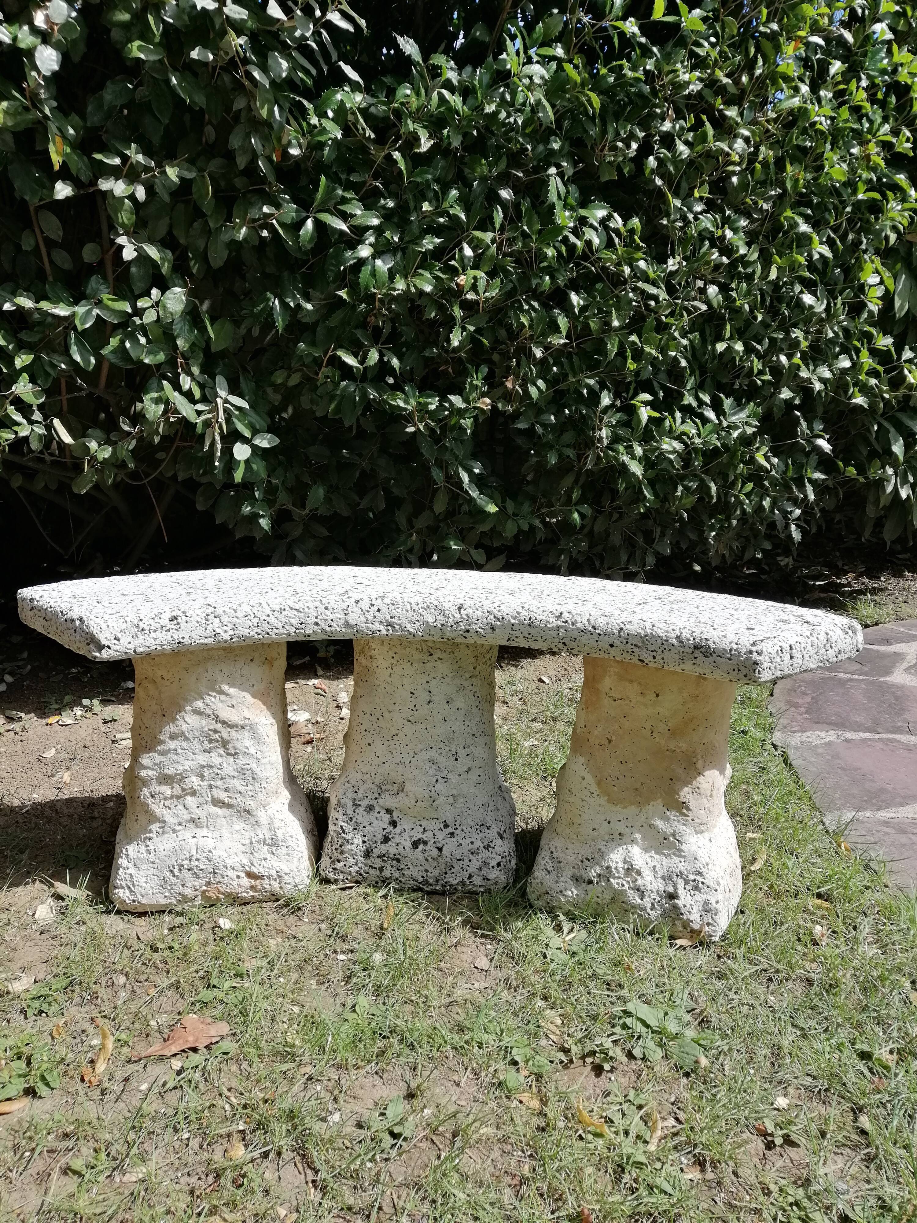 Banc en pierre reconstituée 1960
