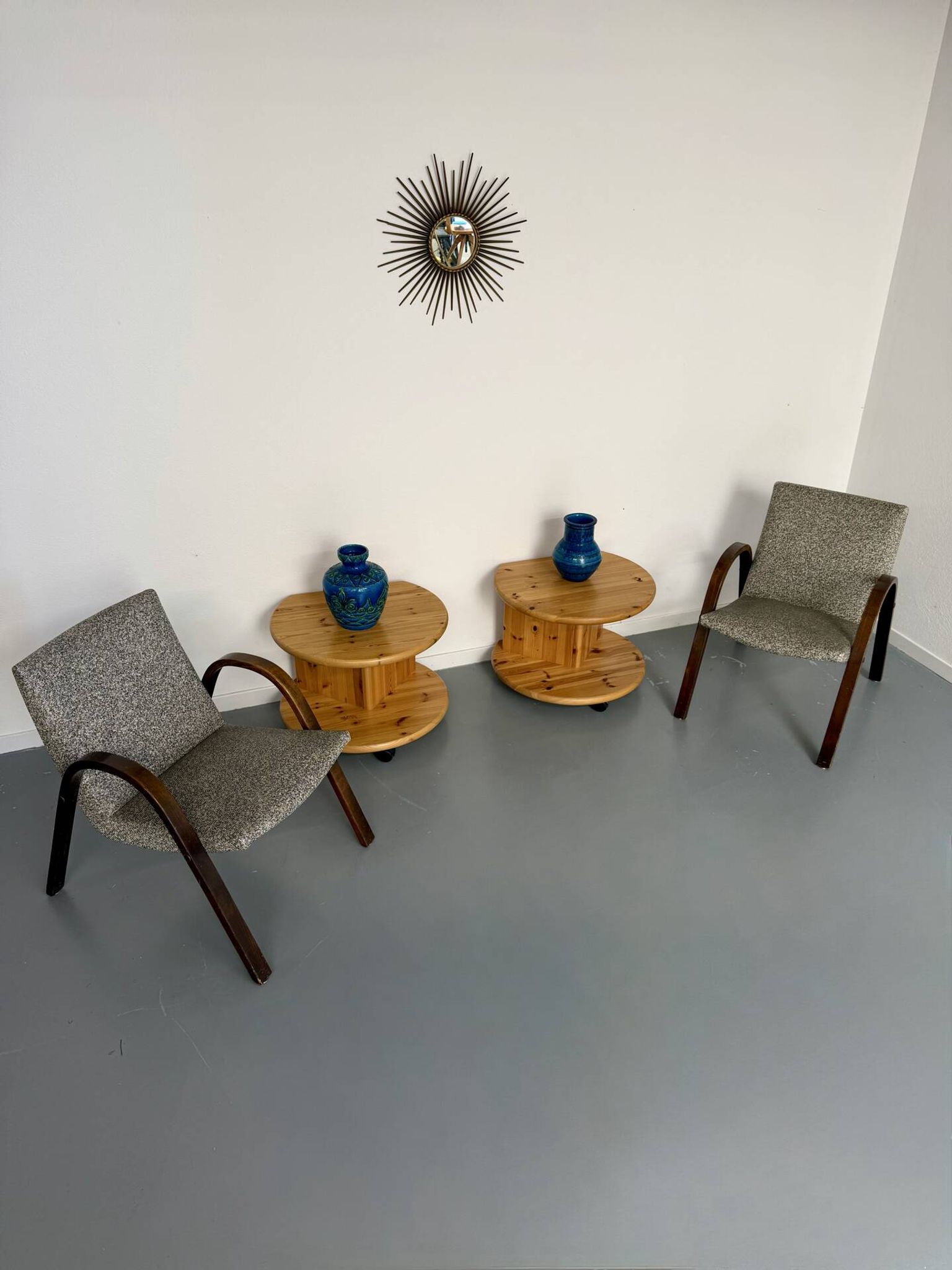 Table d’appoint bout de canapé X2 pin massif design années 70