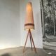 Lampadaire tripode scandinave en teck