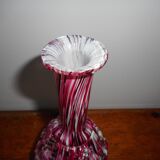 Vase ou flacon en verre moucheté