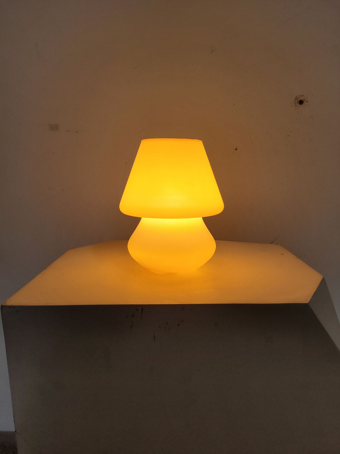 Small vintage lamp in orange opaline glass from the 1970s