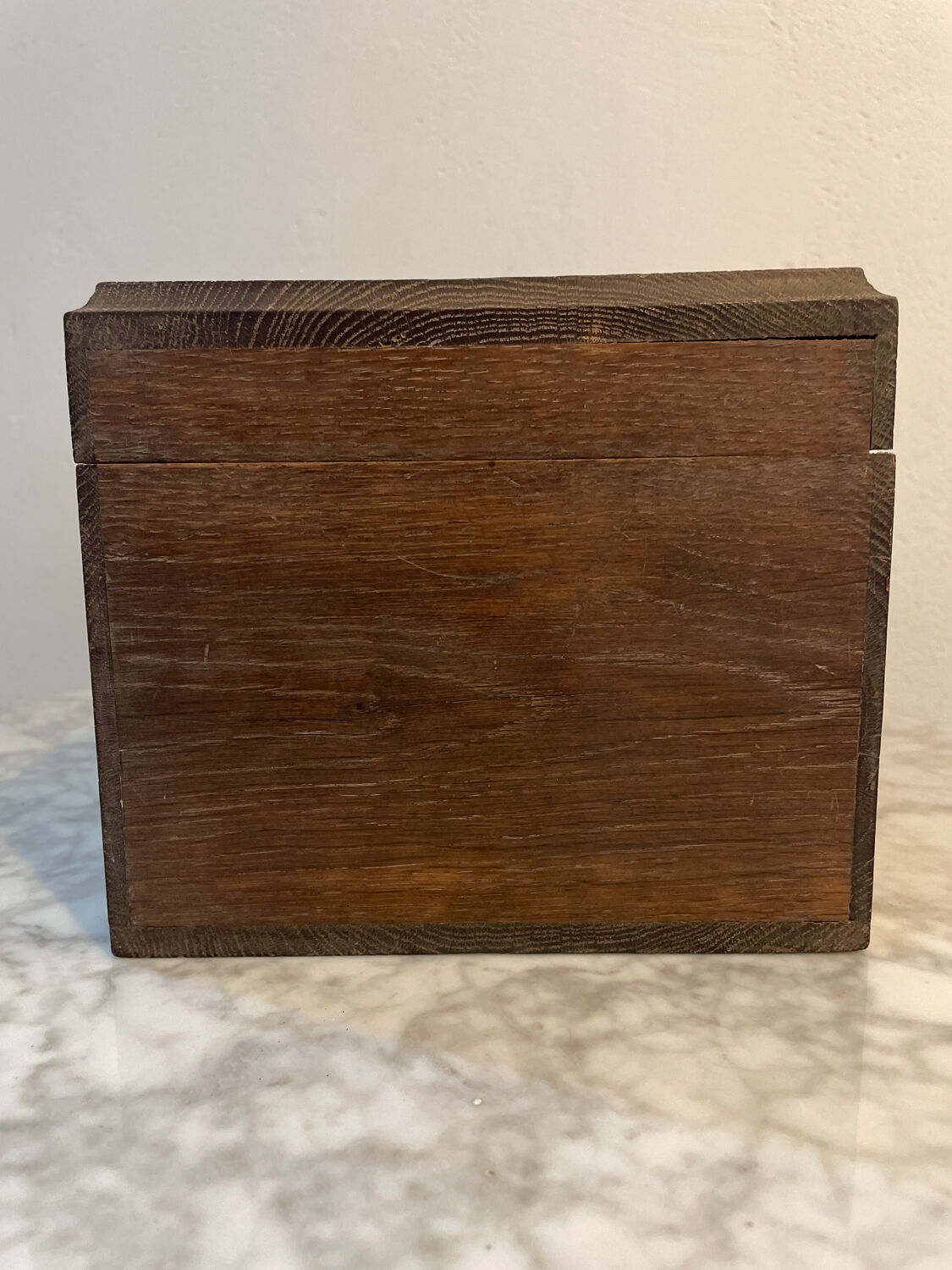 Boite en bois ancienne