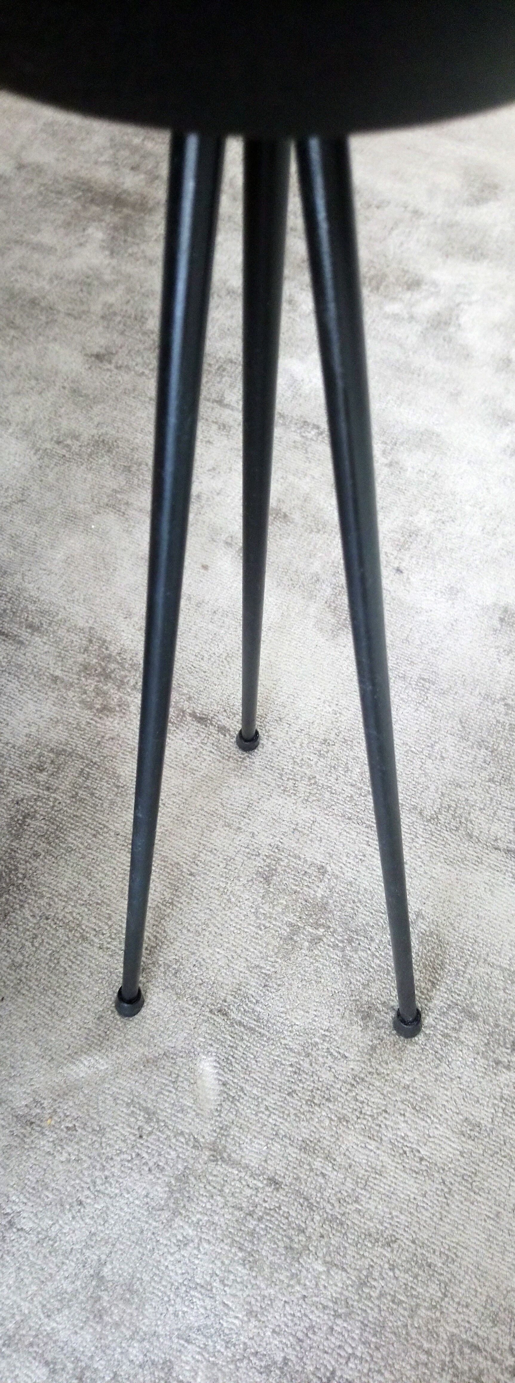 Ashtray on feet tripod 60 years