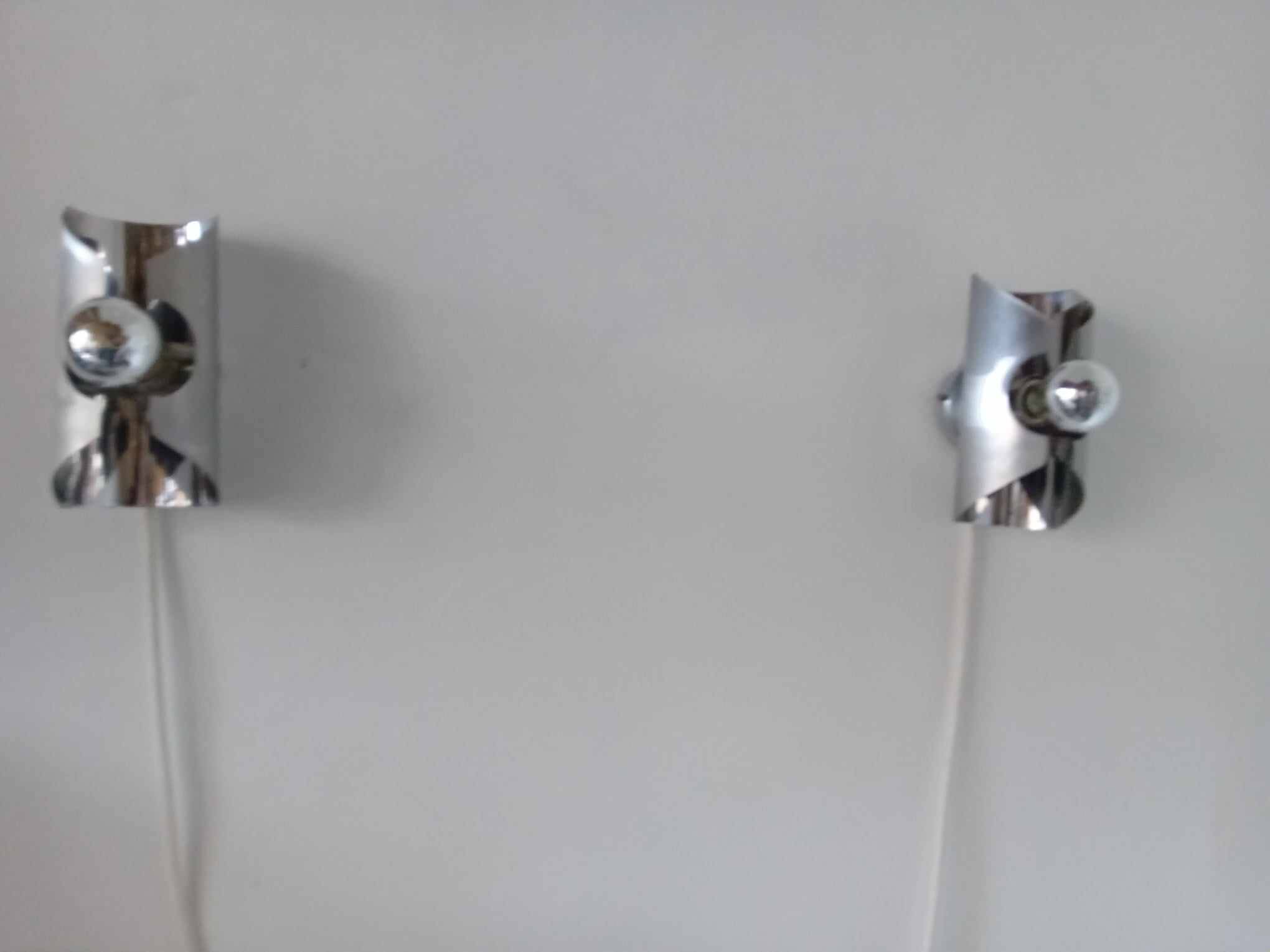 Paire d'appliques  Space Art années 70 inox