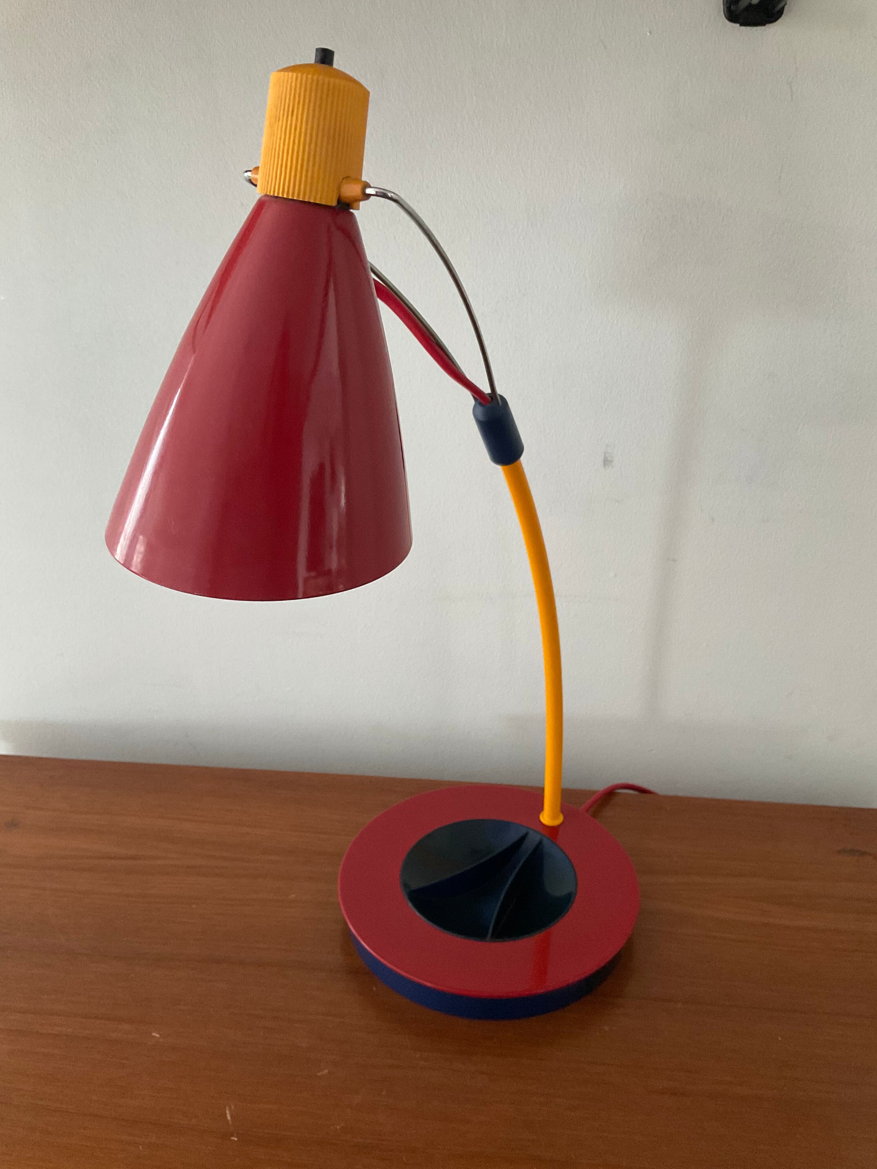 Articulated desk lamp of the 80s