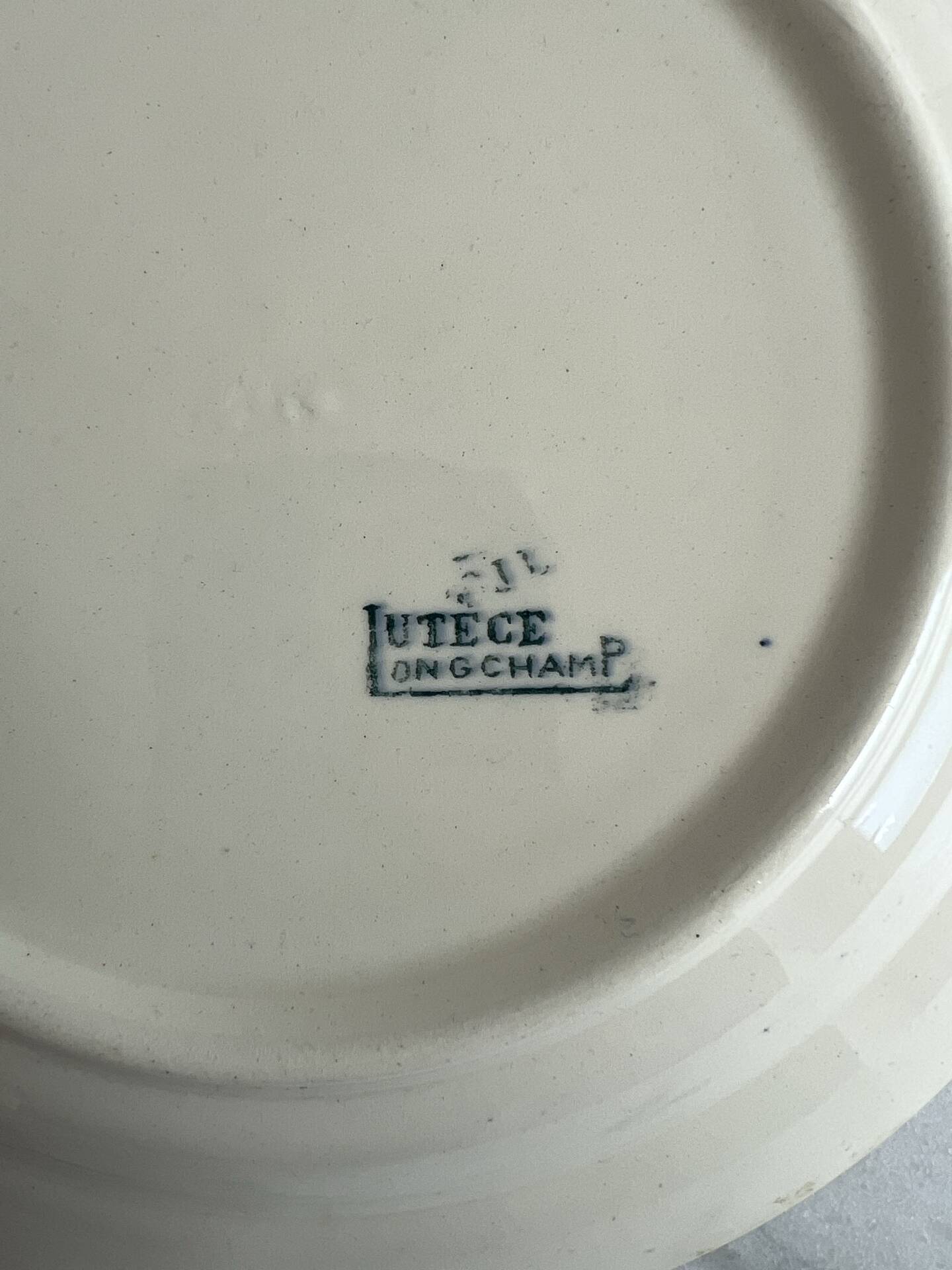 Set of 3 Longchamp Lutèce deep plates in ironstone.