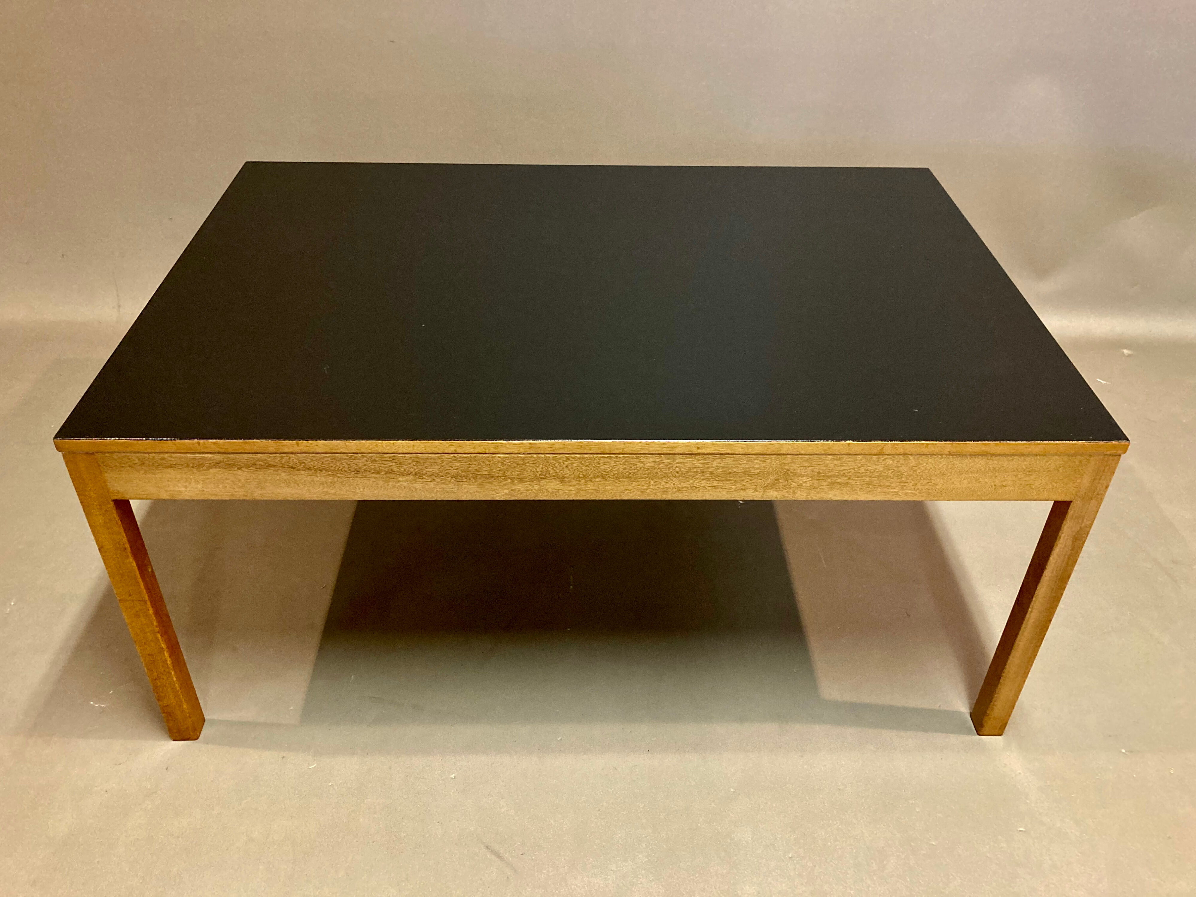 Scandinavian design coffee table by Borge Mogensen 1950
