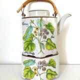 Teapot, stove and 6 cups